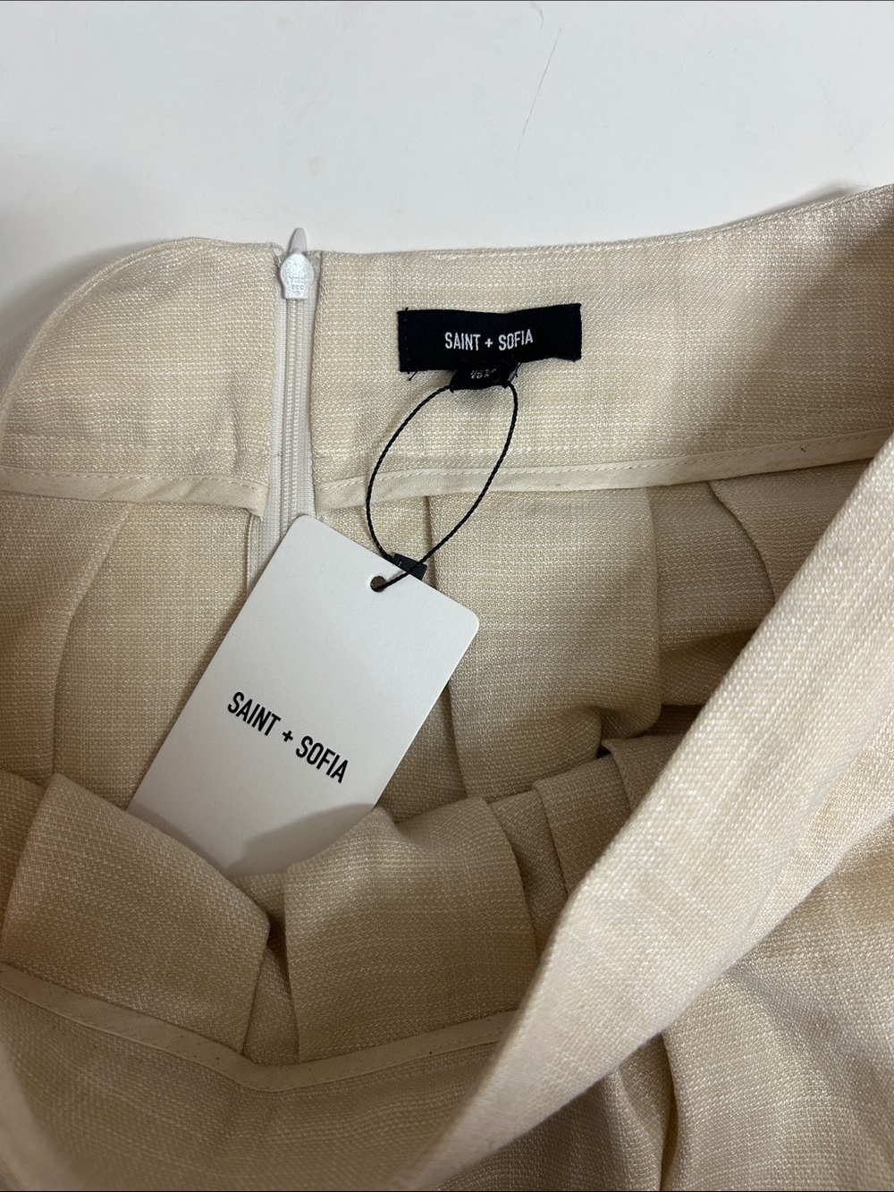 NWT (size 6) Saint and Sofia Eliza Pleated Skirt - Cream - Picture 4 of 5